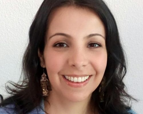 Vanessa Toledo, psicóloga clínica em Sorocaba especialista em Logoterapia e Saúde Integral - Espaço Conheça-te.