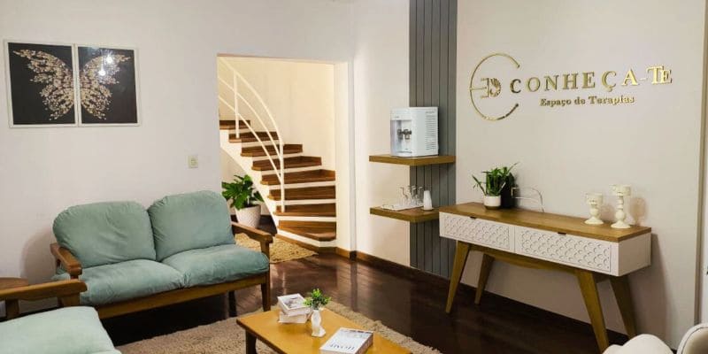 Recepção do Espaço Conheça-te, clínica de psicologia em Sorocaba, especializada em atendimento clínico e saúde mental.